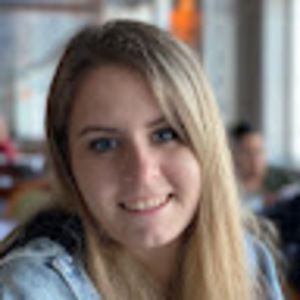 Meet your Posher, Gloria